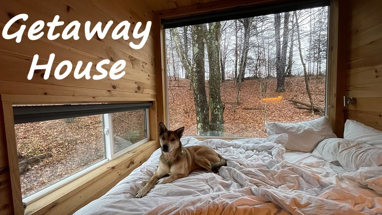 Getaway House (Eastern Catskills, NY): one night in a tiny cabin in New York!