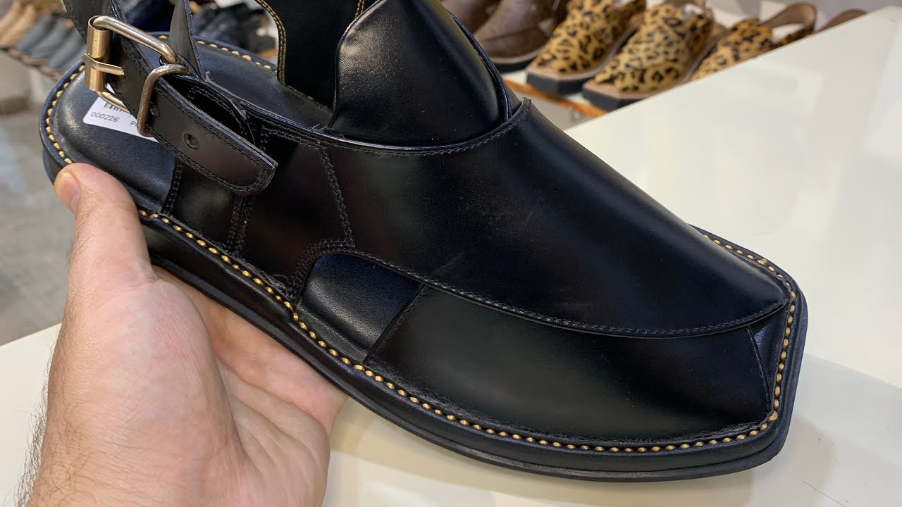 Diamond Black Soft Leather 😍🇵🇰WhatsApp 03329000895