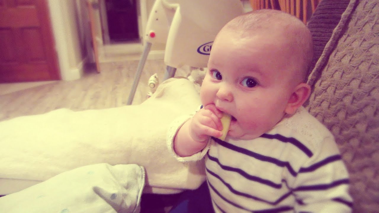 BABY'S FIRST APPLE!