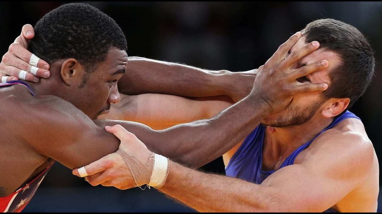 Jordan Burroughs (USA) vs Tsargush (RUS)  Highlights