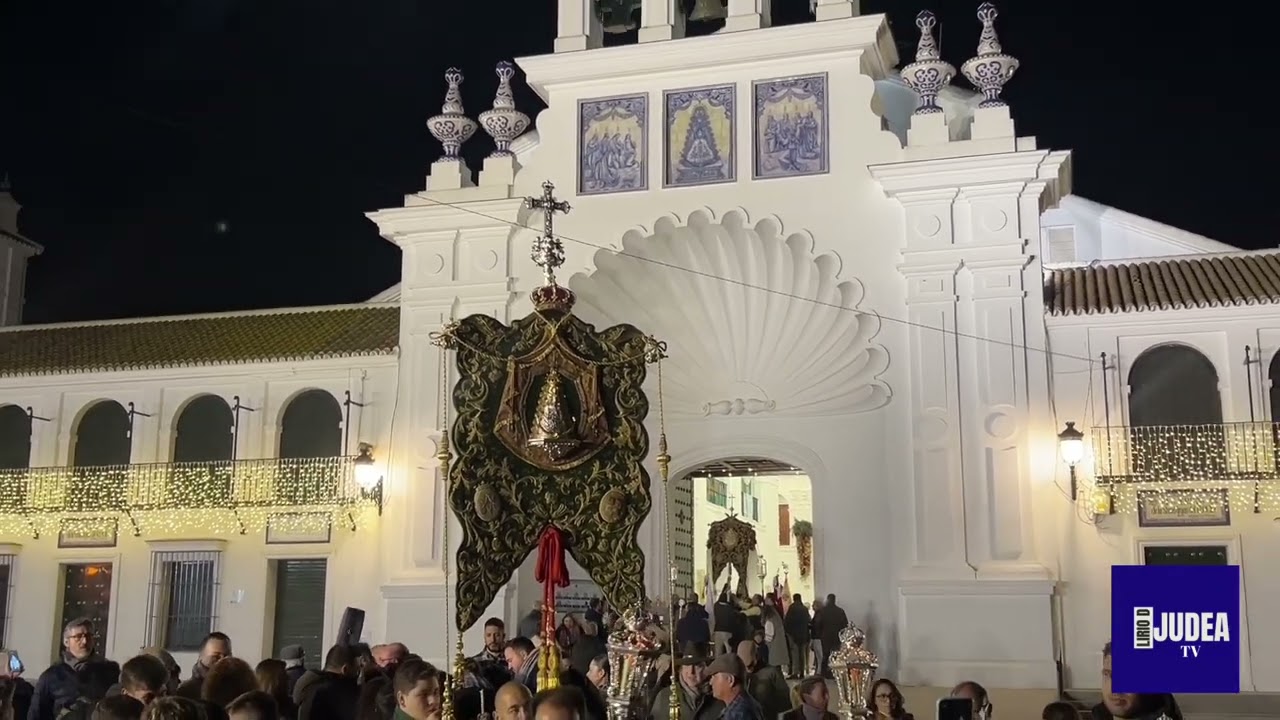 Peregrinación Hermandad del Rocío de San Juan de Aznalfarache.Lirio de Judea Andalucía.
