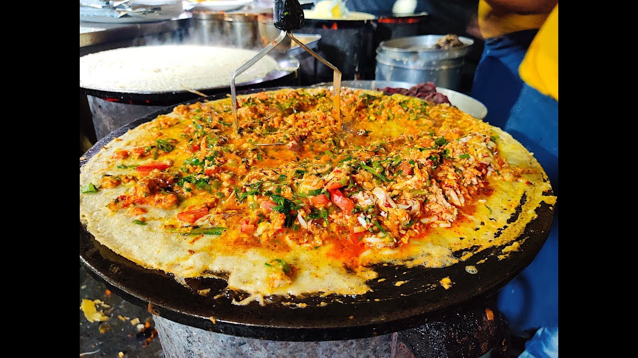 GHOTALA Dosa with Loads of Butter & Cheese | Balan Dosa Manekchowk | Indian Street Food