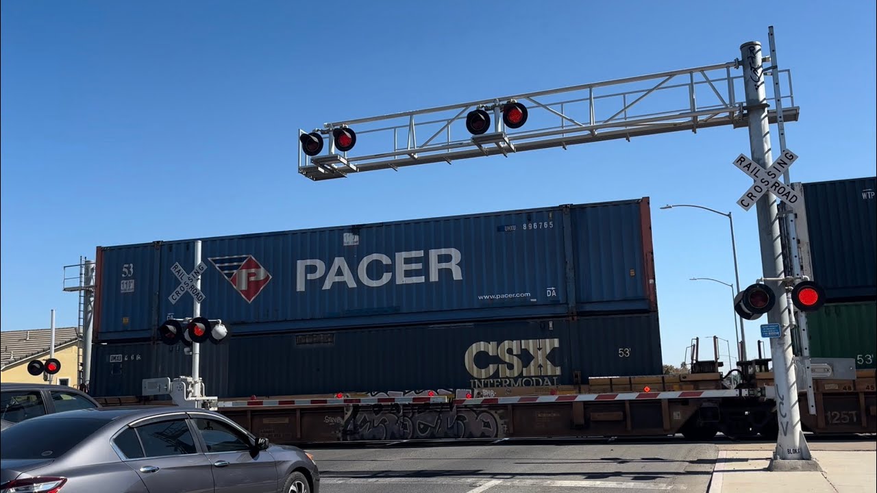 UP 7514 Z-Train Intermodal North - E. Swain Road Railroad Crossing, Stockton CA