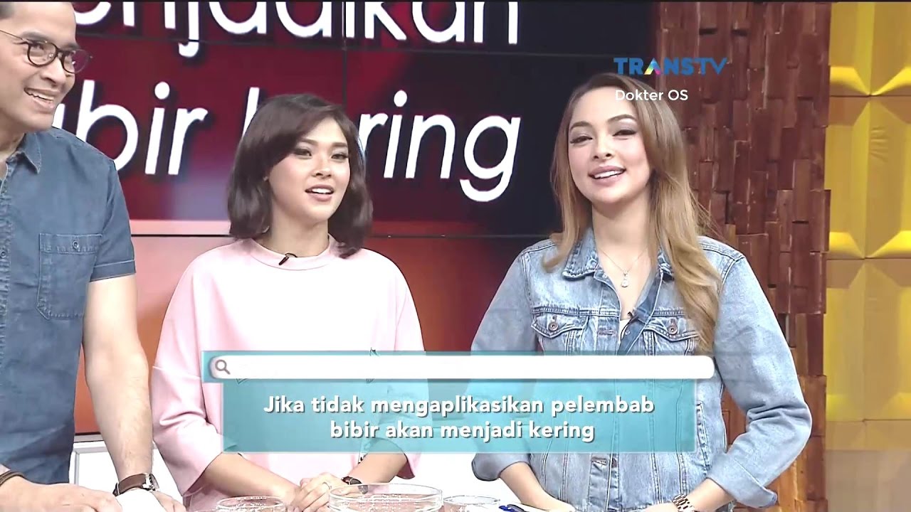 Pelembab Bibir Menjadikan Bibir Kering ~ DOKTER OZ INDONESIA 1 April 2017