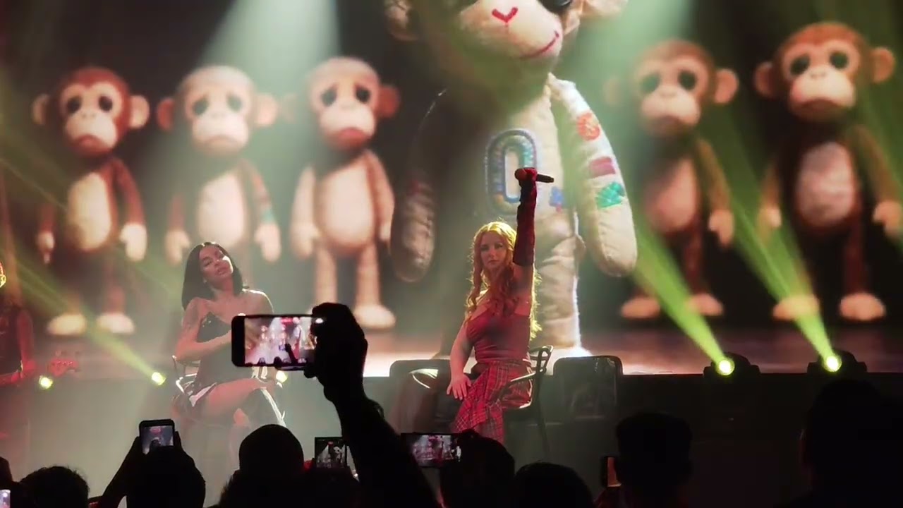 t.A.T.u. - Obezyanka Nol (Live) La Maraka, México