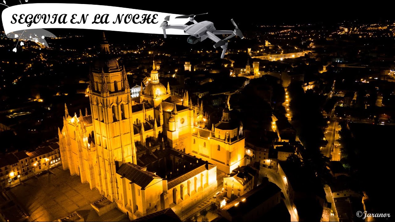Segovia en la noche