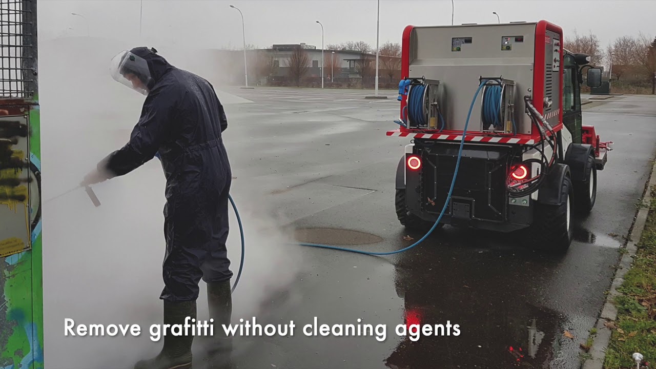 Meclean CityCleaner : multifunctional and eco-friendly city maintenance
