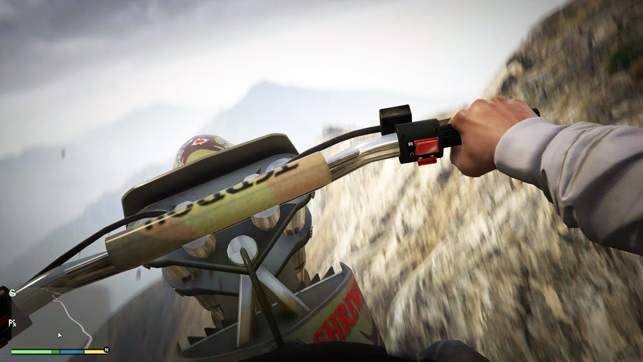 GTA V Next Gen PS4 - Mount Chiliad! MOTO e PÁRA-QUEDAS em First Person!