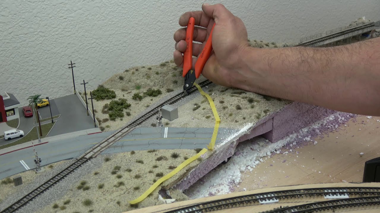 Building A New Module Part: 1 Demolition/Future Plans N Scale Mojave Sub