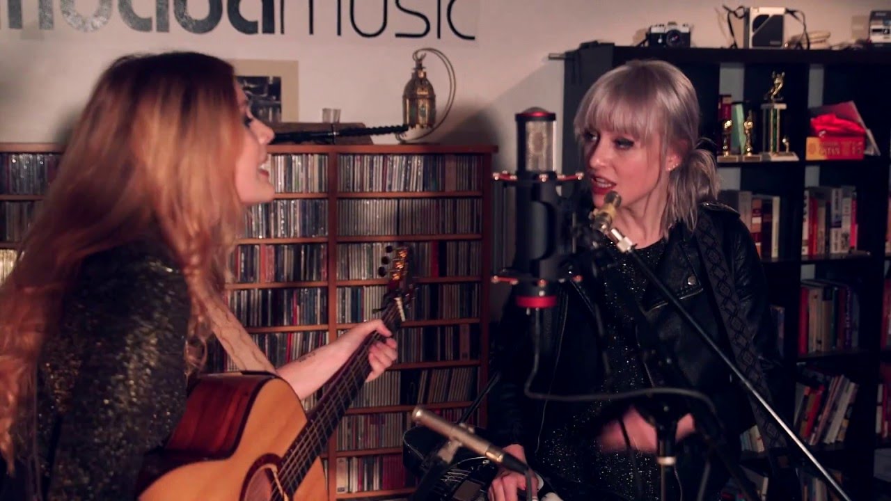 Larkin Poe 