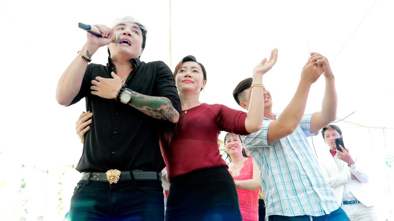 LÂM CHẤN KHANG   NHÓI LÒNG  MẤY EM HOT GIRL NĂM CĂN   CÀ MAU CÙNG LÂM CHẤN KHANG QUẨY LÊN NÓC NHÀ LU