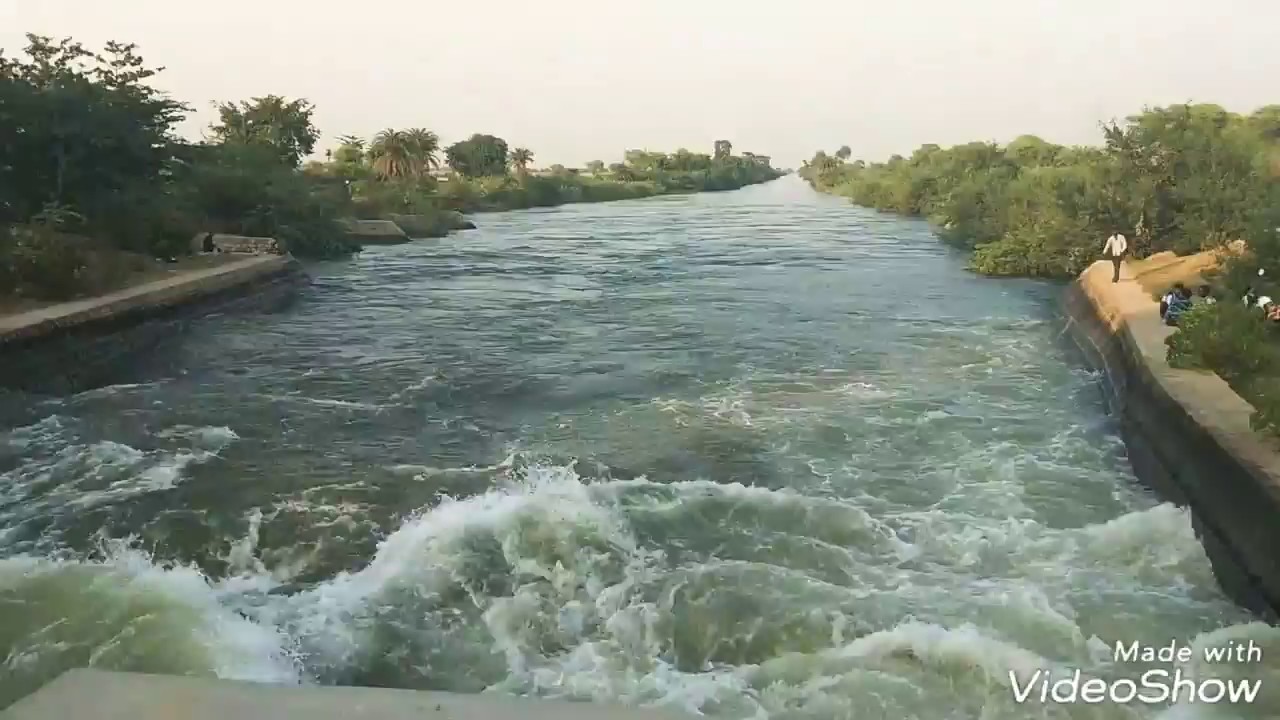 Amazing View of Water flow at Betwa Canal Bridge, Chirgaon (Jhansi) Uttar Pradesh