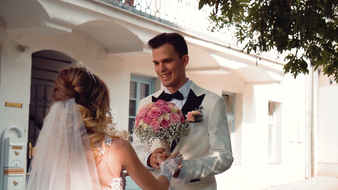 ESKÜVŐNK I BAZSÓÉK