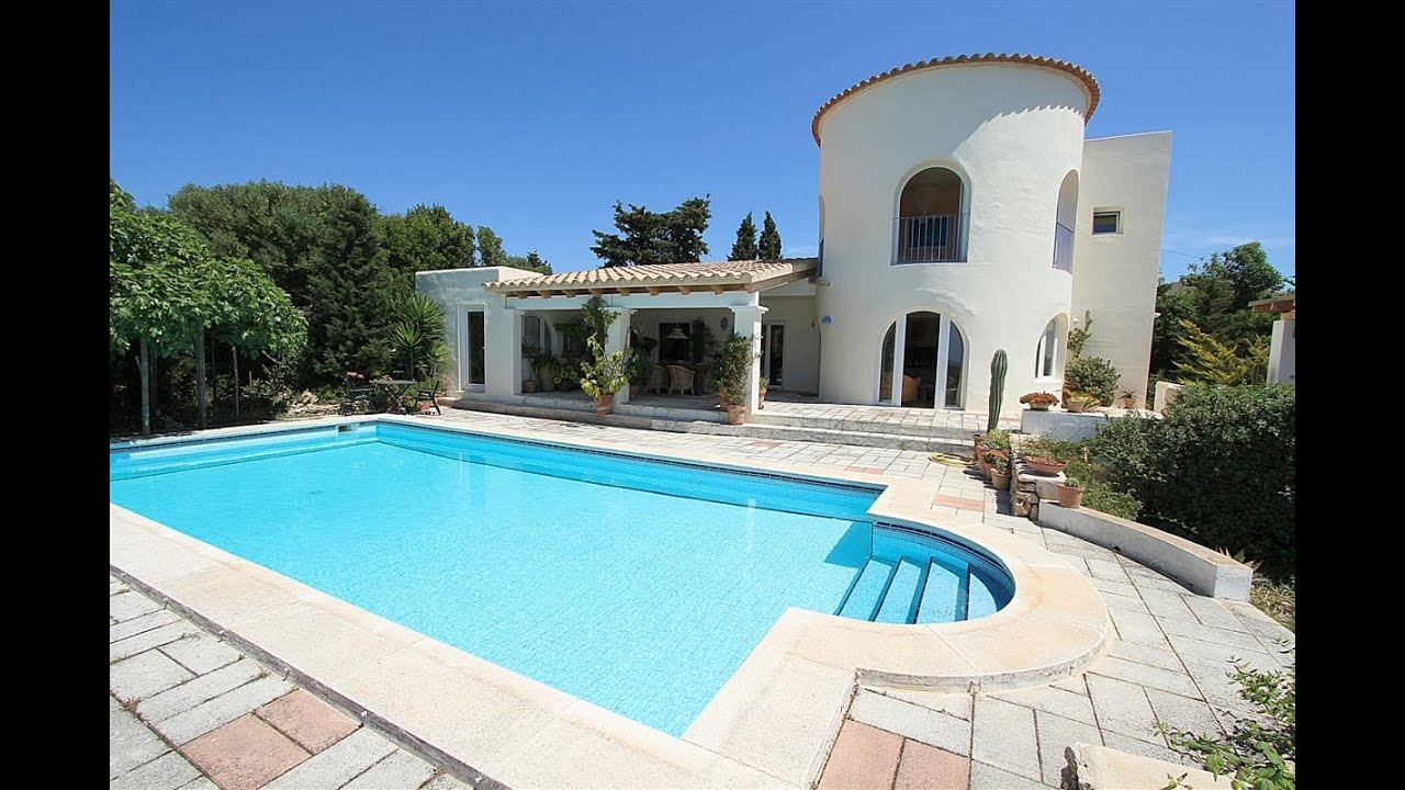 Menorca: Chalet en venta en el campo con vistas al mar (Sea views villa for sale in Minorca)