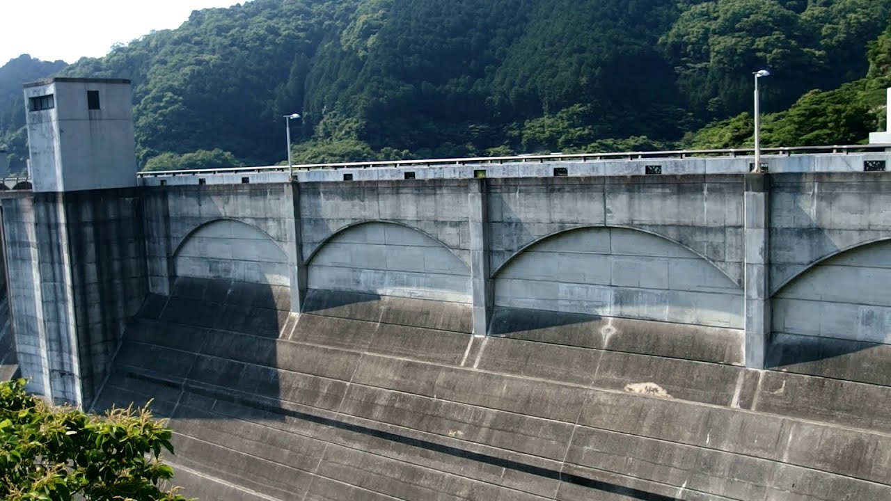 福岡県久山町の誇れるものは　ウマい空気と猪野ダム