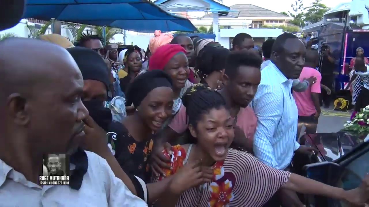 RUGE APITA OFISINI KWAKE KWA MARA YA MWISHO, SIMANZI YATAWALA.