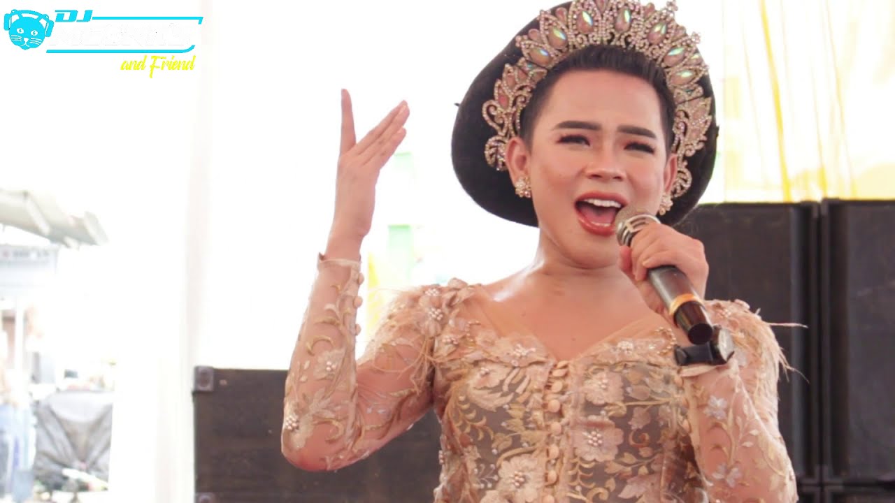 LAWAKAN LUCU MISS DAKEM KARAWANG feat DJ MEONKS AND FRIENDS Live.In Pasir Putih KARAWANG