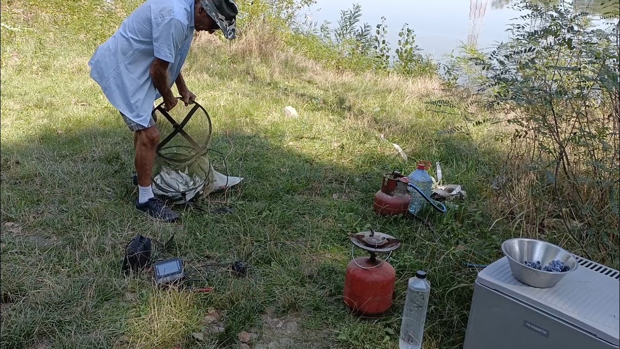 Pescuit 🎣 cu uica Gore. O nouă montură cu două cârlige plutitoare pe același fir pt Sabiță.