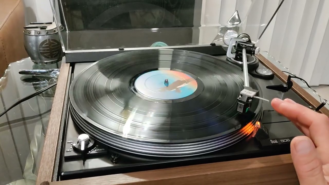 Dual 506 Turntable. Horiatis76.com