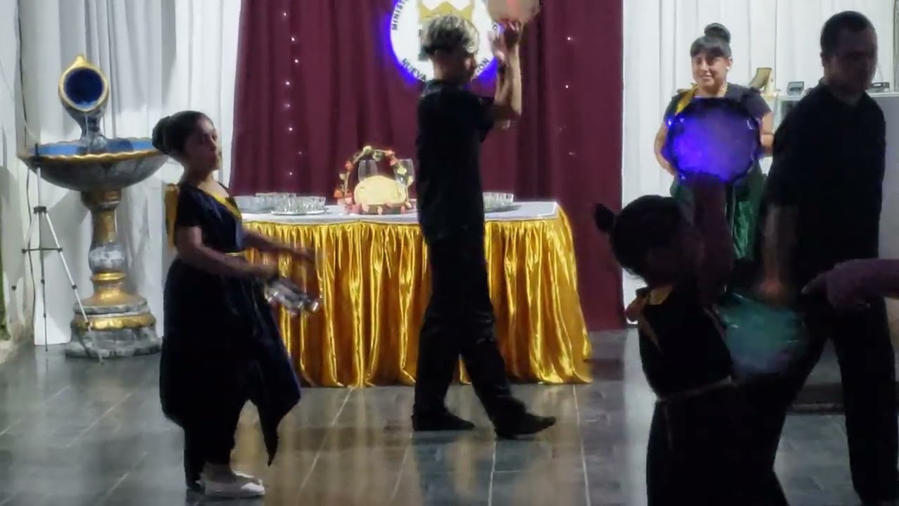 Nahiara danzando para dios 