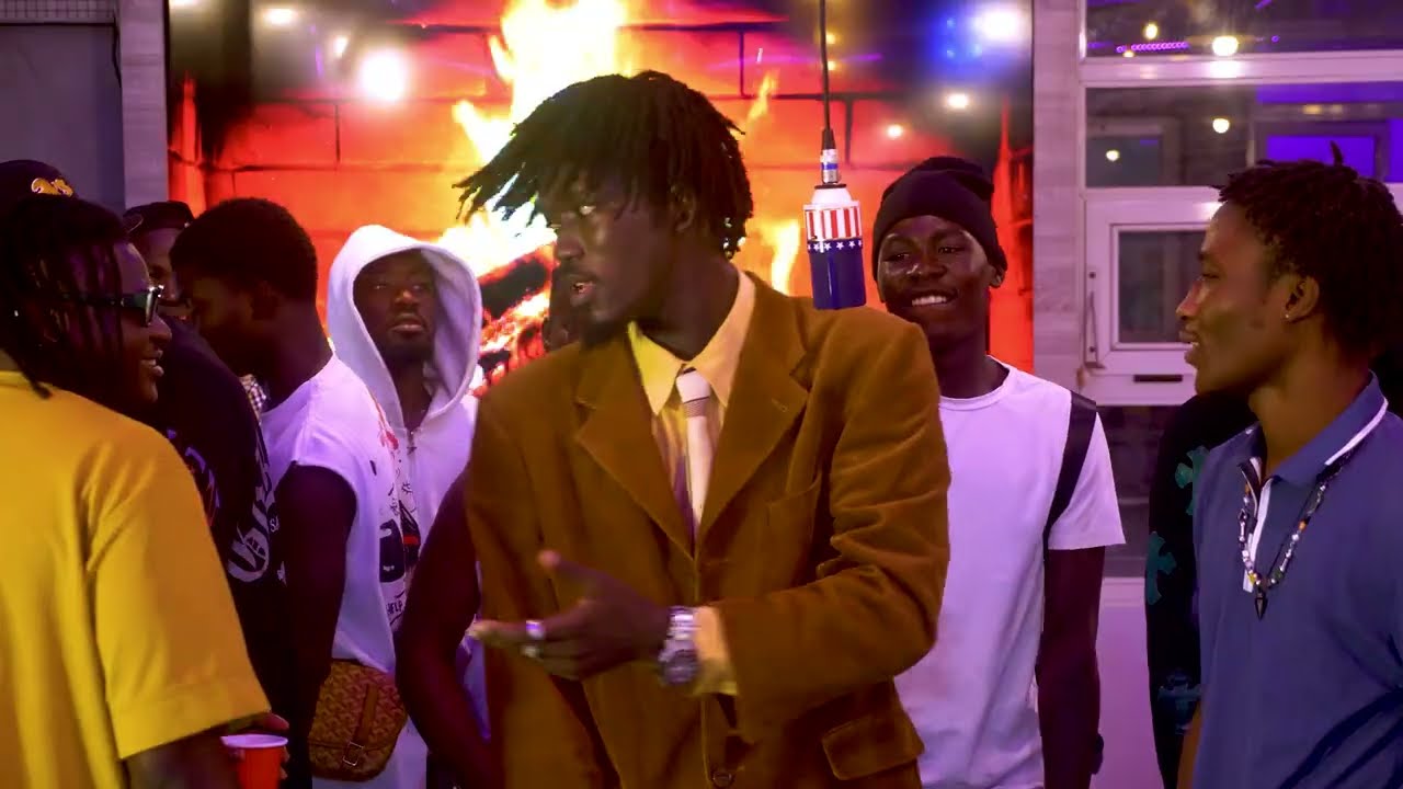 4 - MILLION BOYS - Med Beatz ft Esteviano, Wiz Kelly, Billion Boy, Idris SK, AKHE