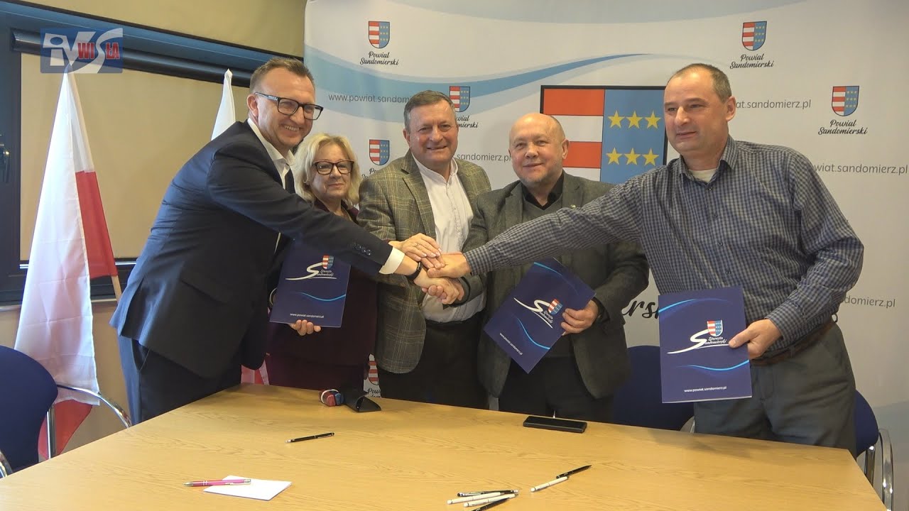 W SANDOMIERZU PODPISANO UMOWY NA UTWORZENIE I OBSŁUGĘ NOWYCH LINII AUTOBUSOWYCH