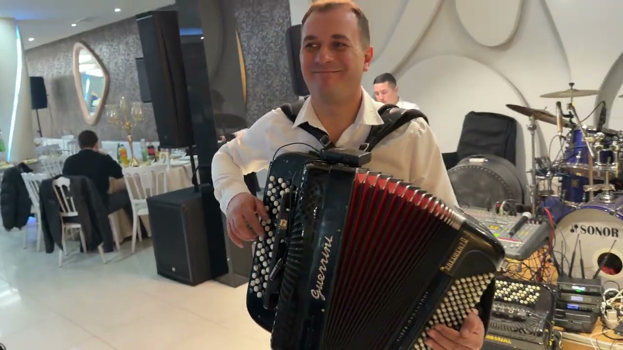 Orkestar Darka Antica Lavovi - Kasandra pocetak za 18. Rodjendan 