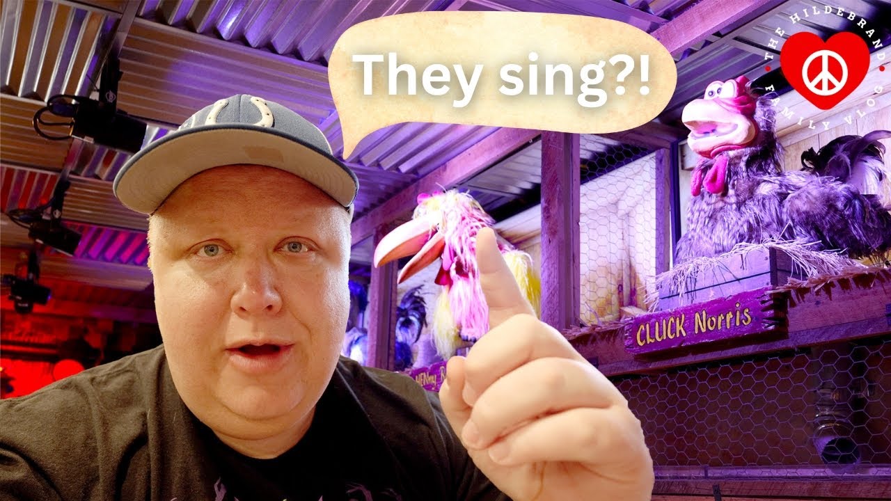 Frizzle Chicken Farmhouse Cafe is SO much fun | Pigeon Forge Tennessee