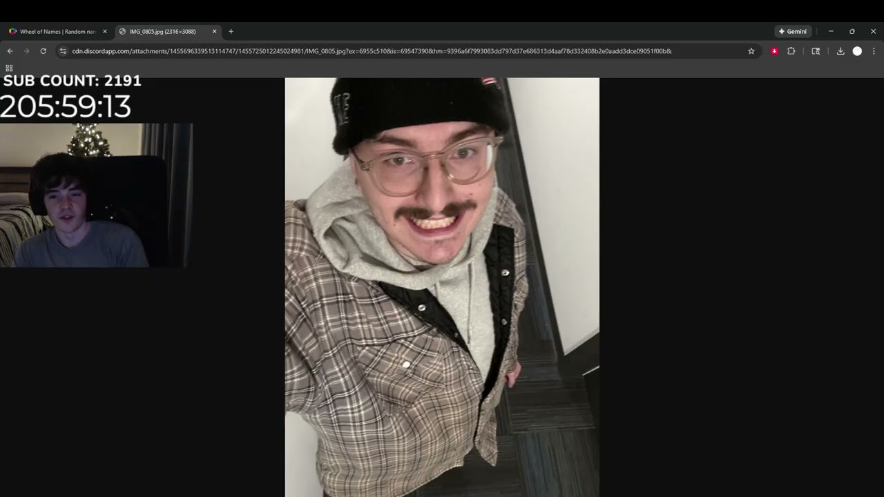 DURPEE RATES HIS VIEWERS