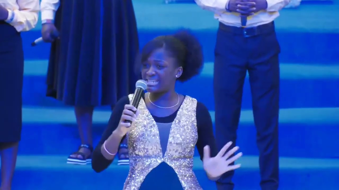 POWERFUL WORSHIP MEDLEY BY DIVINE JOHNSON SULEMAN