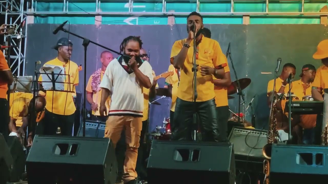 YON NOUVO CHANTÈ FENK DEBAKE NAN SEPTENTRIONAL LIVE