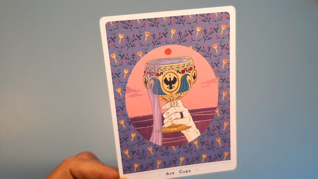 🔮Qualcuno vede nella tua semplicità la vera bellezza. Muore dalla voglia di vederti!✨