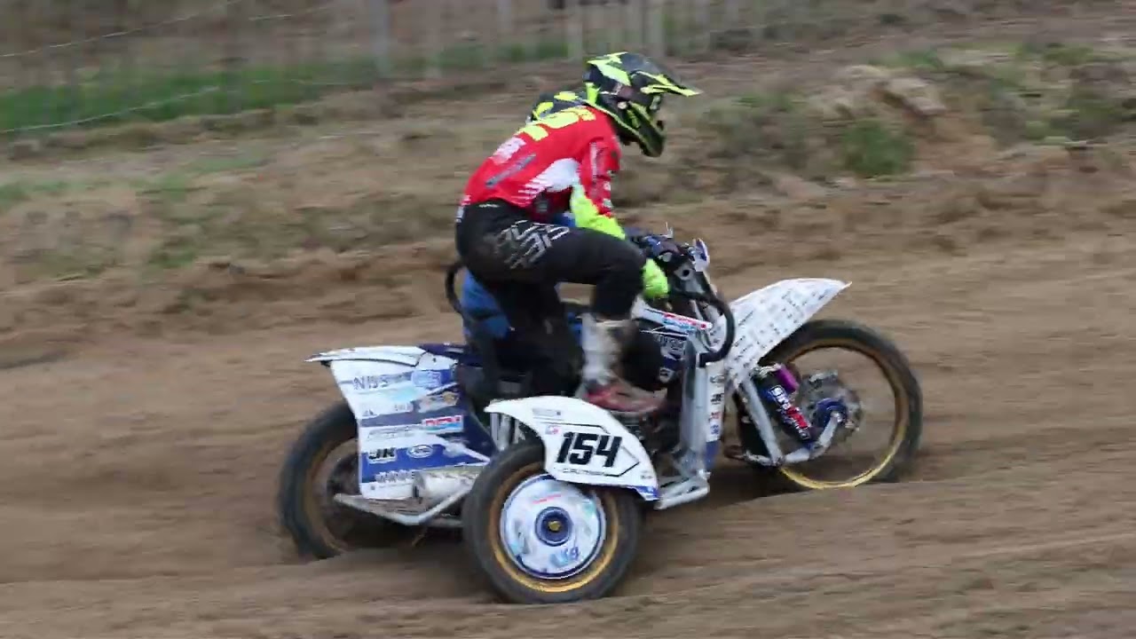 Training Lierop, 8 zijspannen die telkens 30 min apart mochten trainen met dank aan Jan Maas :)