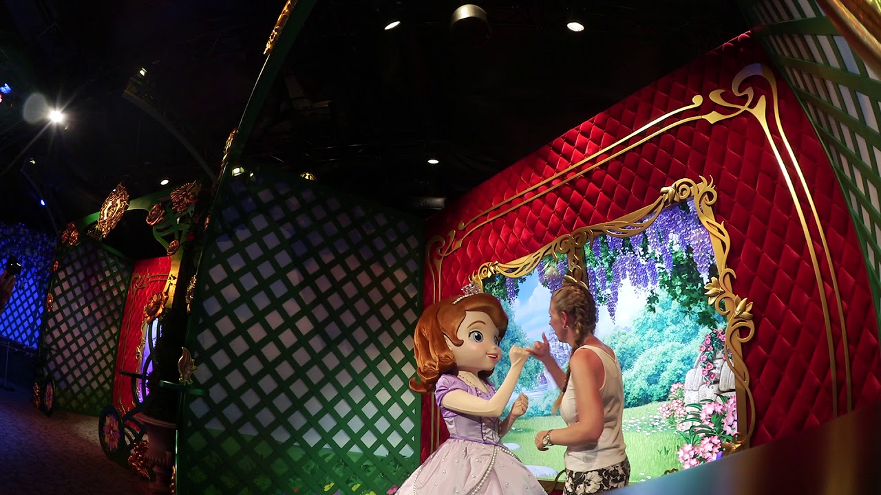 HKDL Summer 2018 final day Sofia
