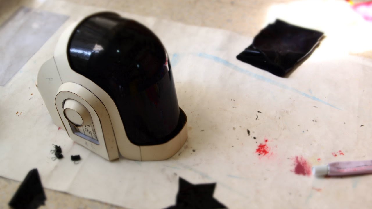#64: Guy-Manuel (Daft Punk) Helmet DIY Part 2 - Visor (freehanded) | How To | Dali DIY