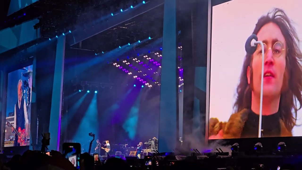 4K 60fps Paul McCartney live @ Corona Capital festival in México City 17 nov 2024 (Part 2) ENCORE