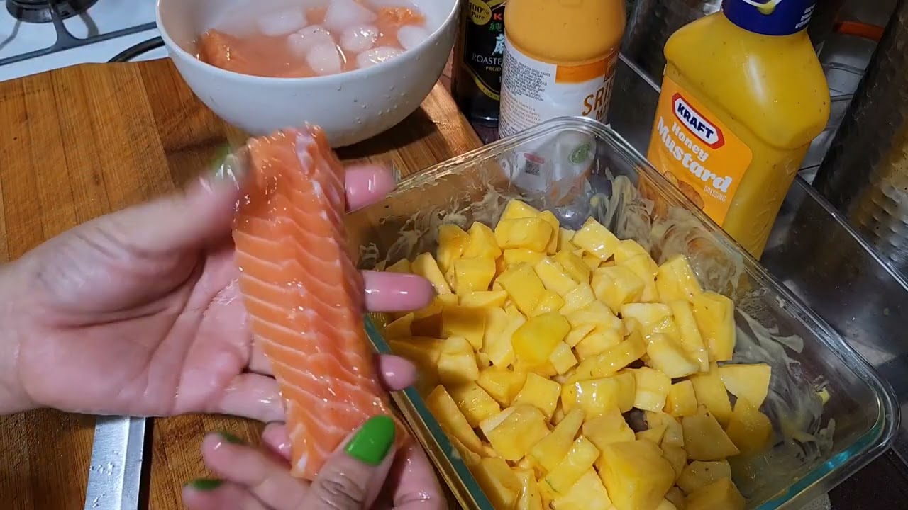 Tradition Lao cuisine Salmon 
