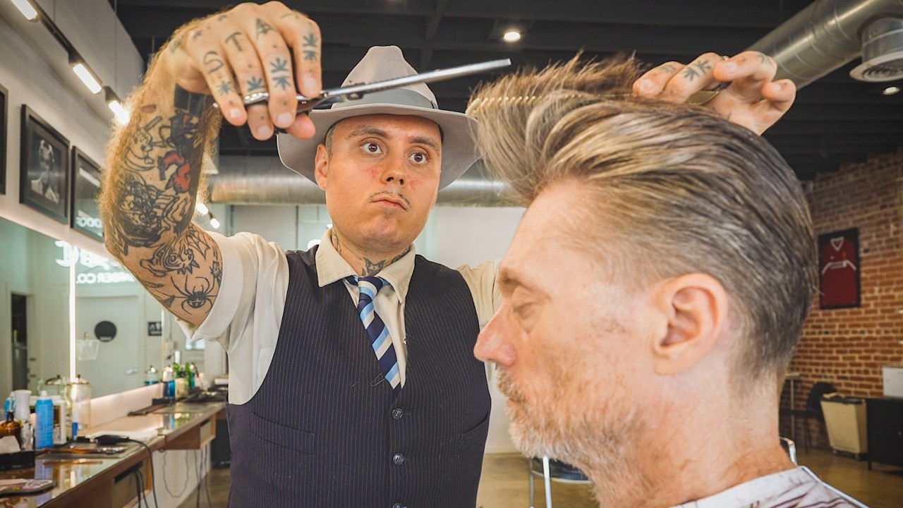 💈 Igor’s Entertaining & Unforgettable Traditional Barbering Experience | Classic Ducktail Haircut
