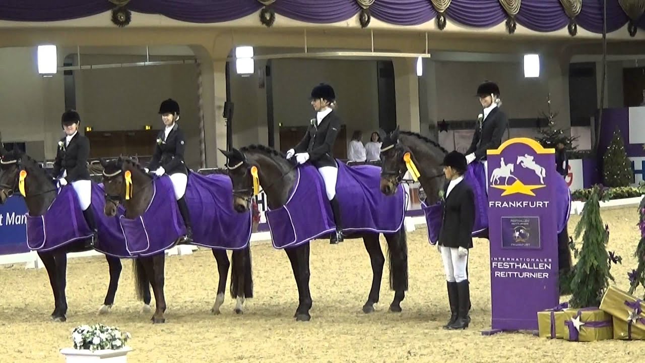 Frankfurt Festhalle Siegerehrung Kür-Quadrille