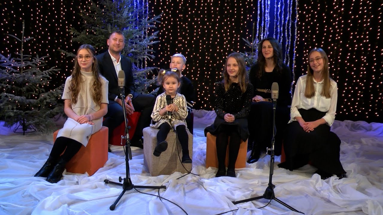 Familia Szabo - Au răsunat în cer cântări
