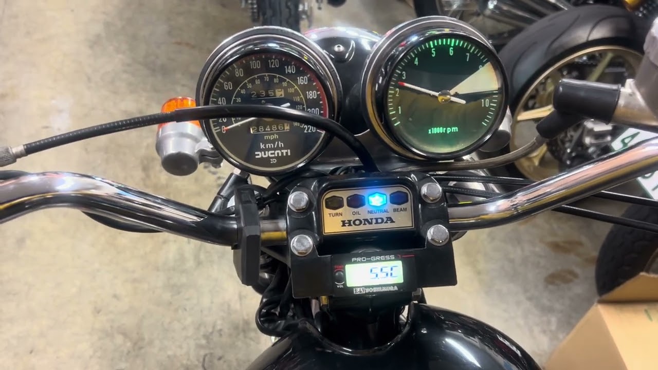CB750four