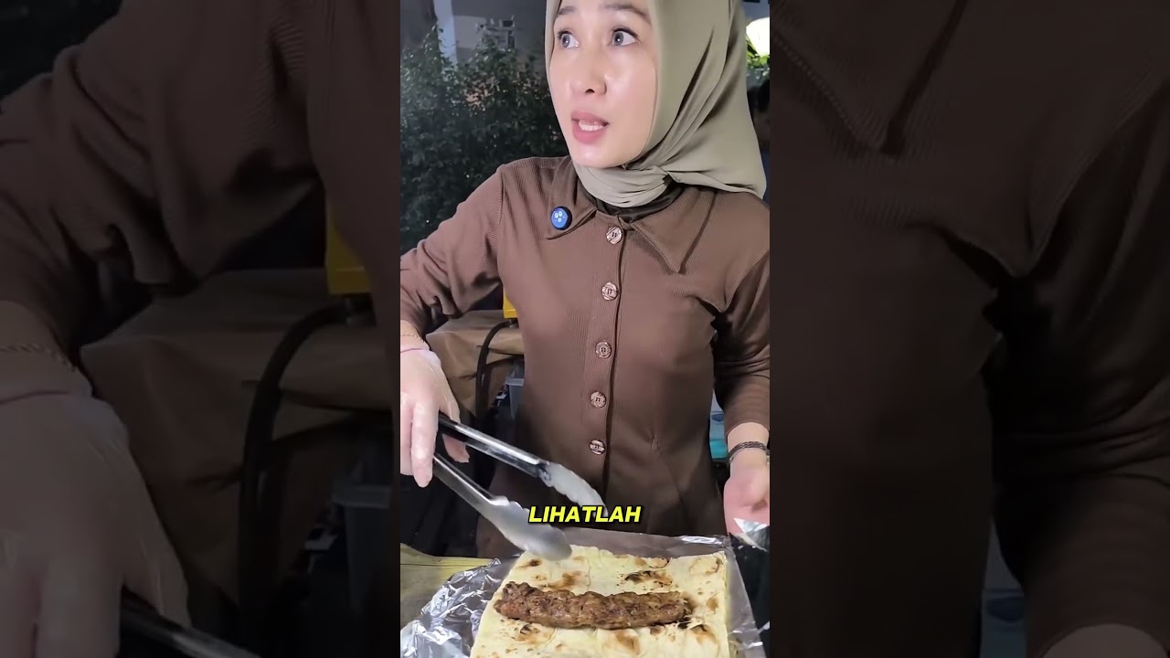 Bingung Mau Yang Pedas apa milih yang jualnya #shorts #viral #trending