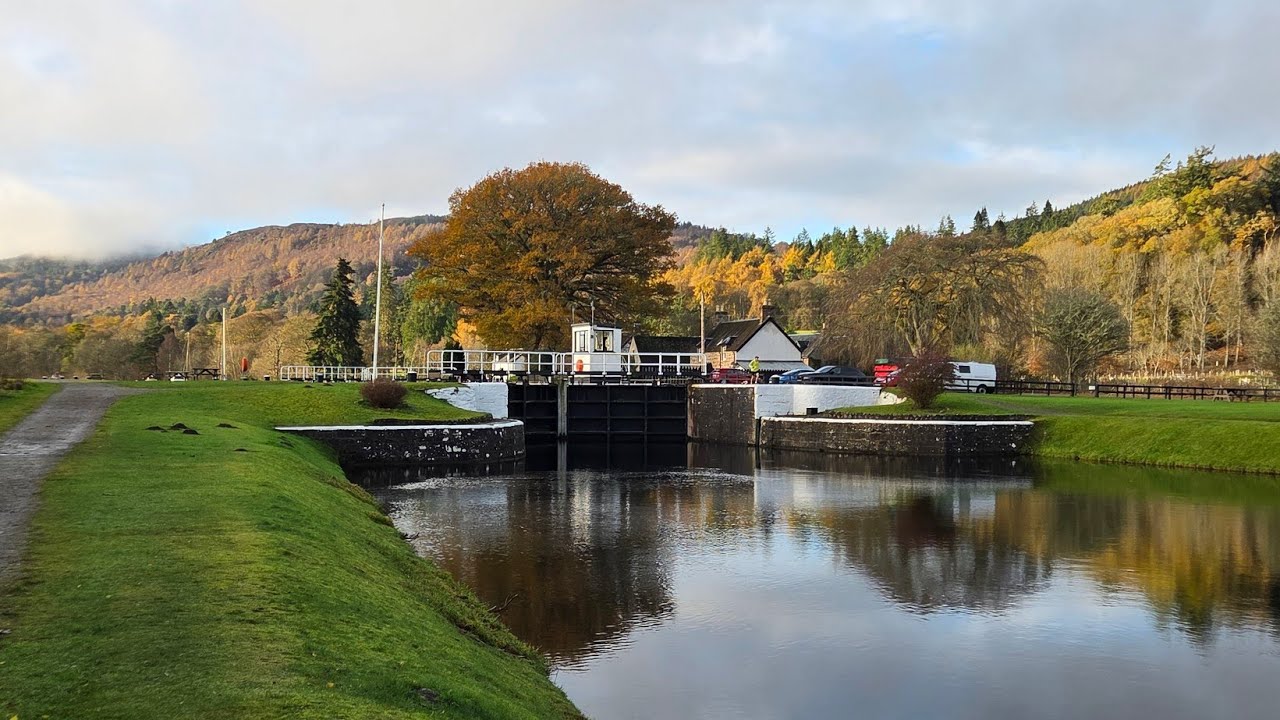 Inverness to Dochgarroch by the river and Caledonian Canal.