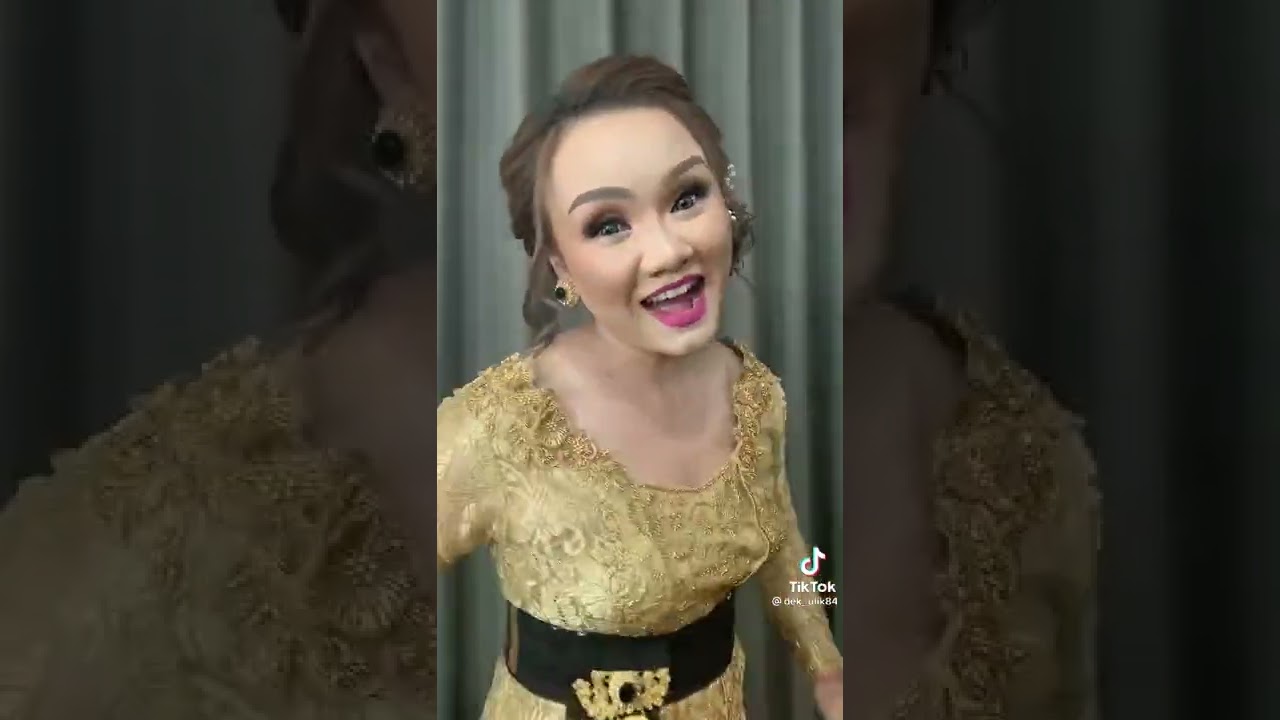 Tiktok Dek Ulik Sing Macaling (lagu Bali viral) #dekulik #singmacaling#lagubali #viral #trending