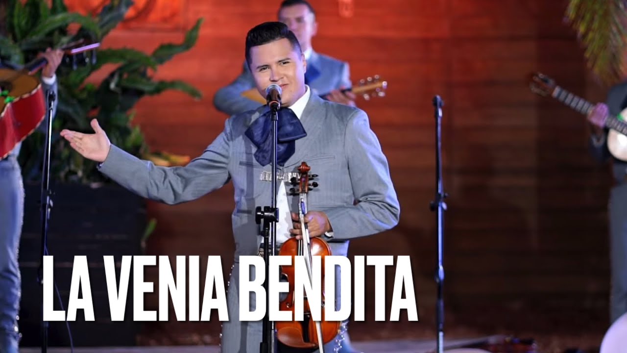 Mariachi Alas De México - La Venia Bendita / En Vivo desde el Paraíso