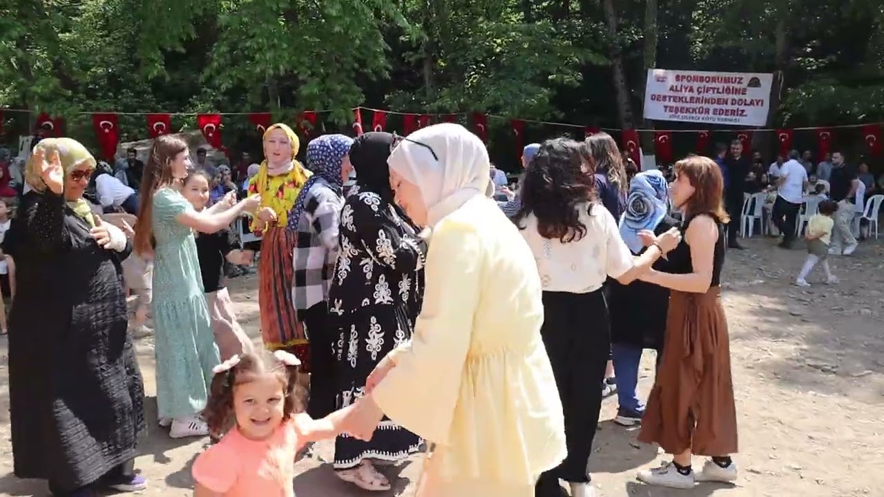 Böyle bir bayram görülmedi: Cide'de bayram coşkusu!