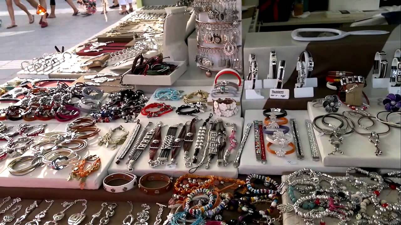 MERCADILLO EN DENIA