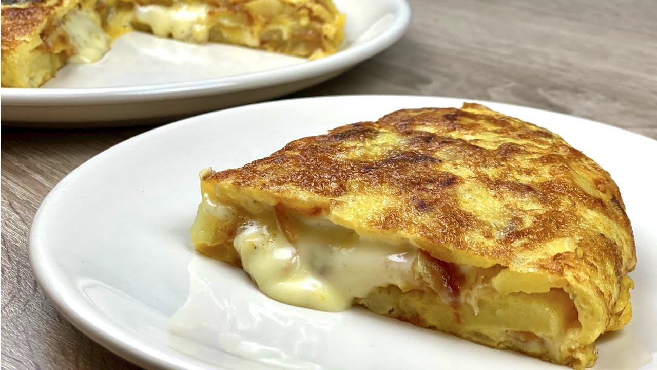 VOUS AVEZ DES POMMES DE TERRE, OIGNON, OEUF ET FROMAGE ? ESSAYEZ CETTE DÉLICIEUSE RECETTE FACILE !