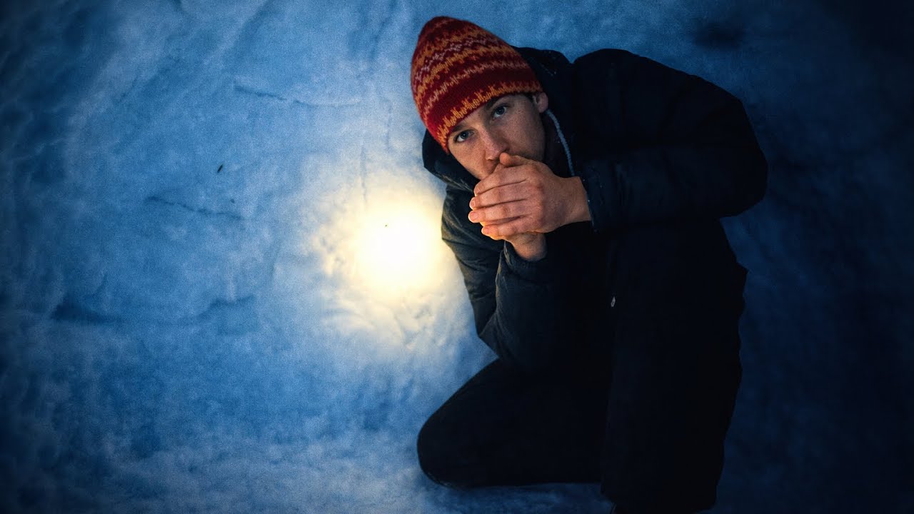 No Sabía si el Iglú Aguantaría Esta Noche! – Acampada de Supervivencia en Solitario