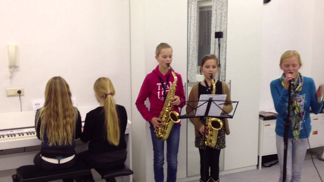 Muzieklessen bij Roxi - Bandles - Jingle Bells